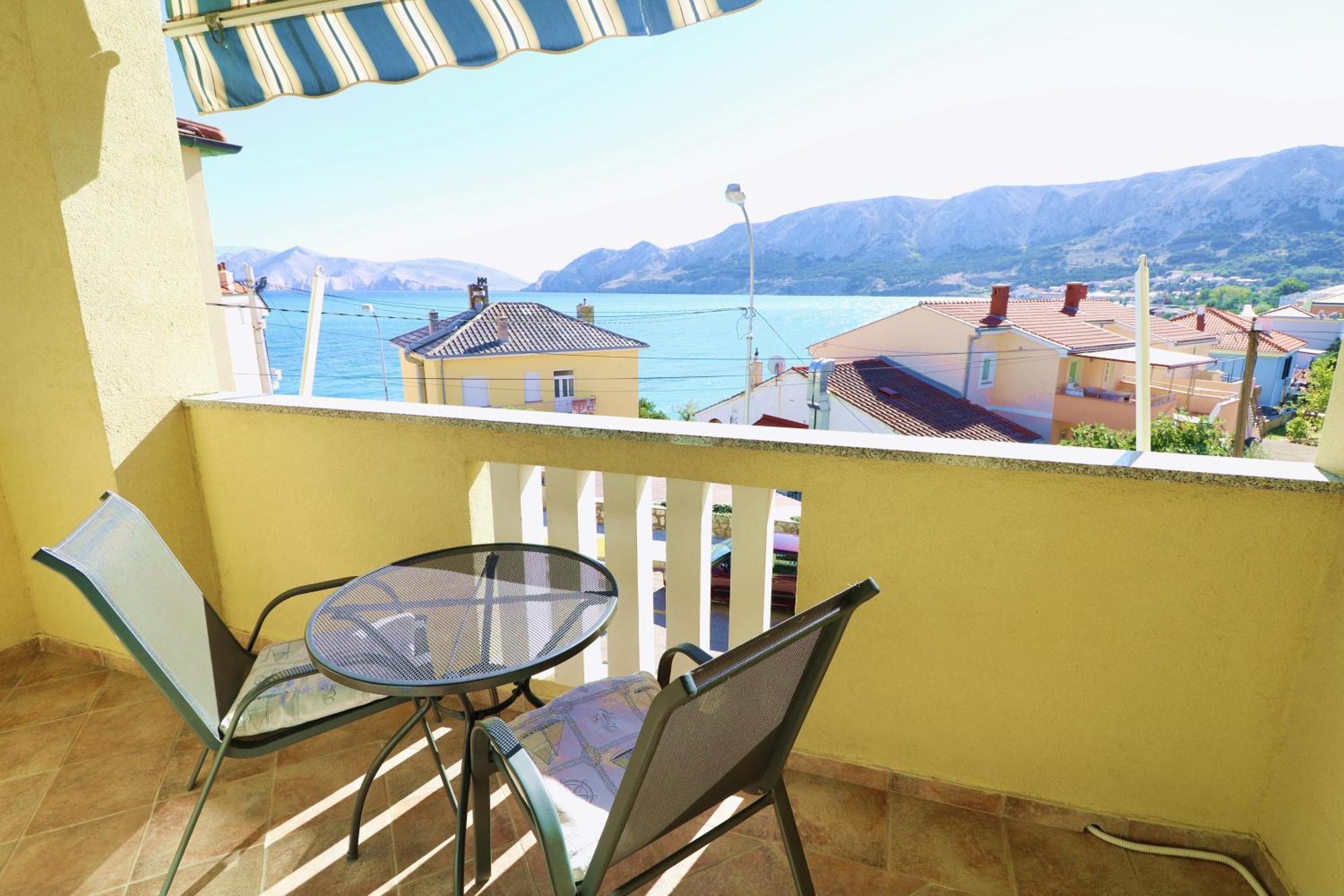 Studio Apartments Cavrak With Terrace Baška Quarto foto